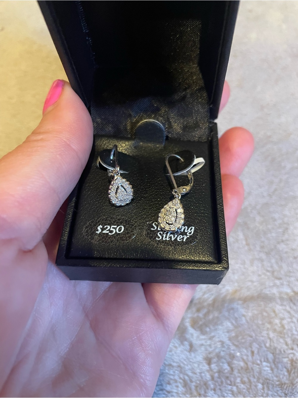 NWT Macy’s Sterling Silver Diamond Teardrop Dangle Earrings